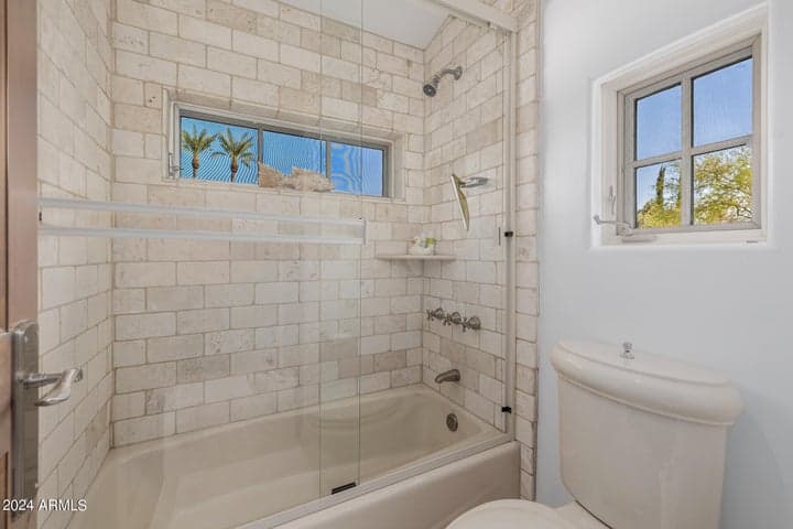 BEDROOM 3 - PRIVATE BATHROOM