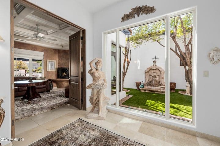 HALLWAY TO SIDE COURTYARD