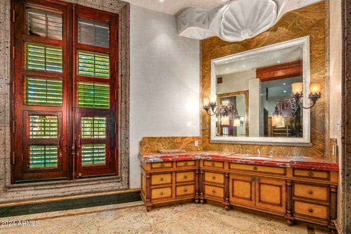 Property photo 44