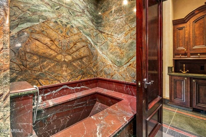 Property photo 70