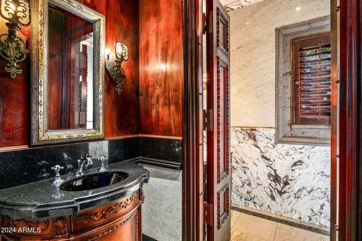 Property photo 77