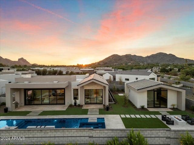 Property photo 37