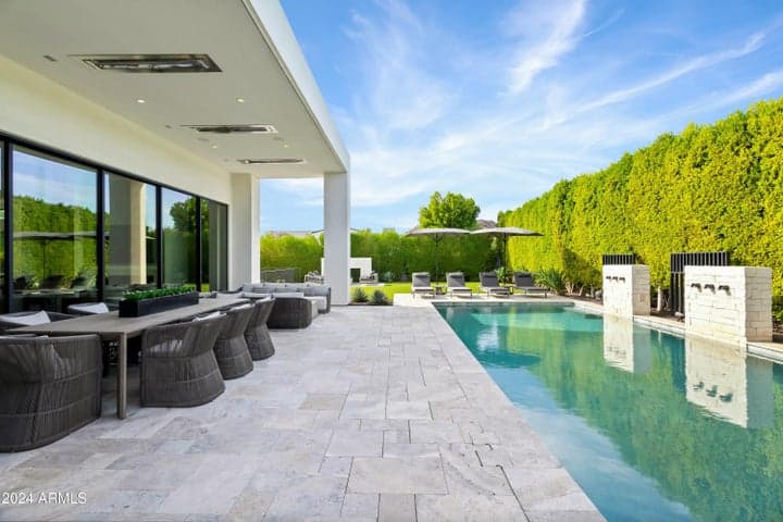 Property photo 32