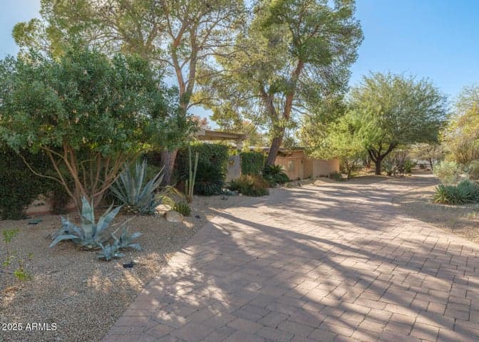 Property photo 84