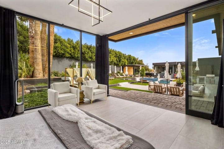 Property photo 93