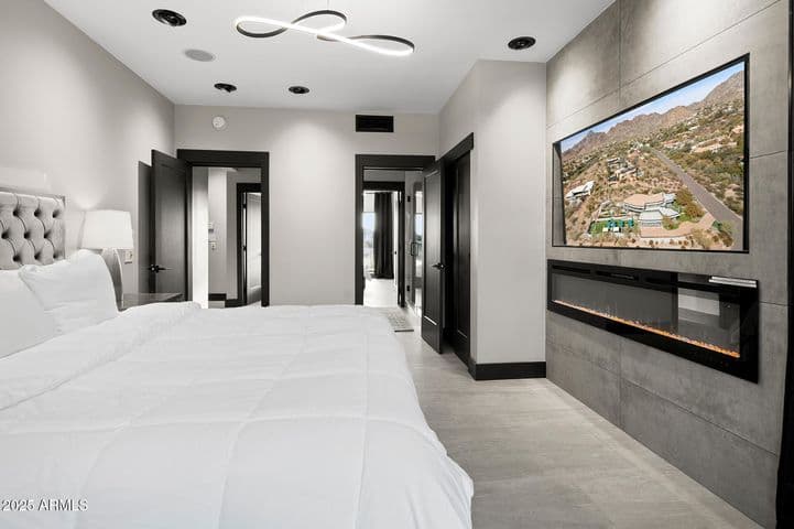 Property photo 92