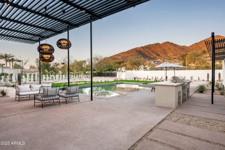 Property photo 37