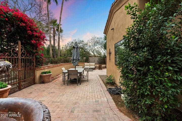 Property photo 54