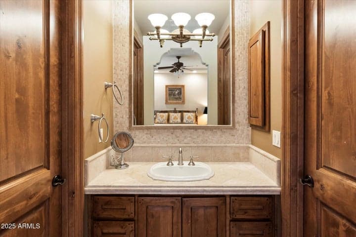 Property photo 64