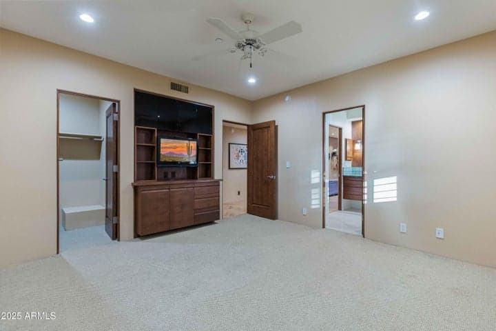 Guest Bedroom 1 with Ensuite Bath
