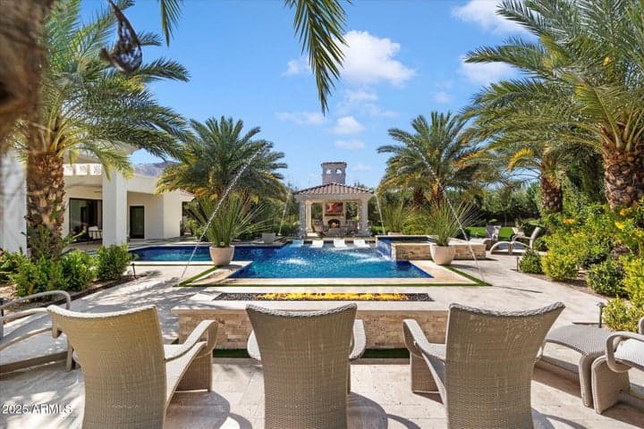 Property photo 42