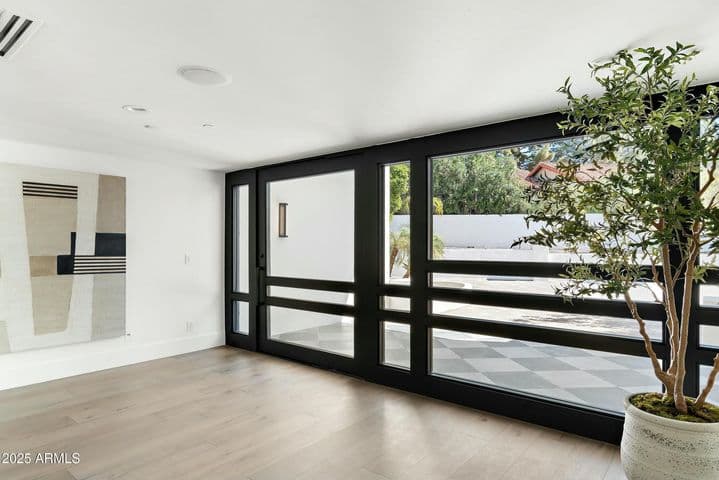 Property photo 50