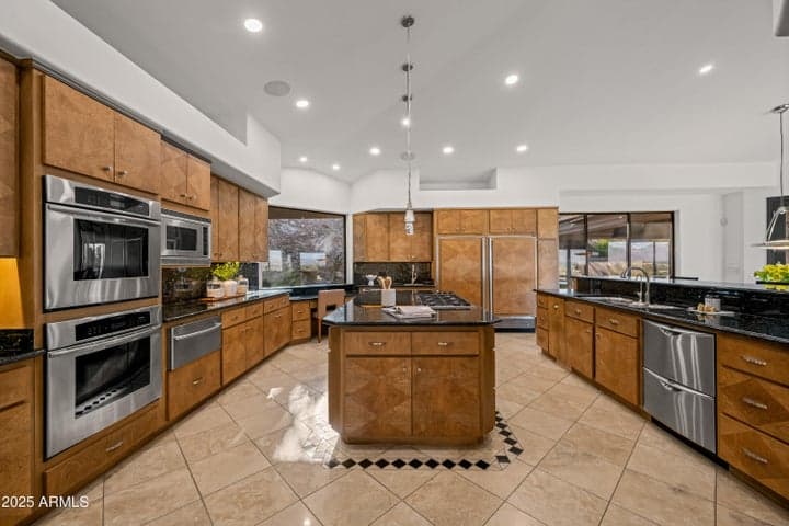 Property photo 25