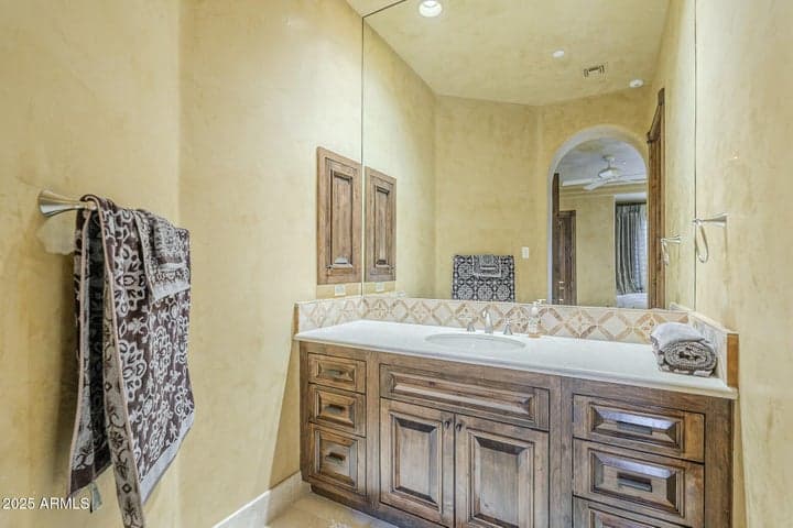 Property photo 66