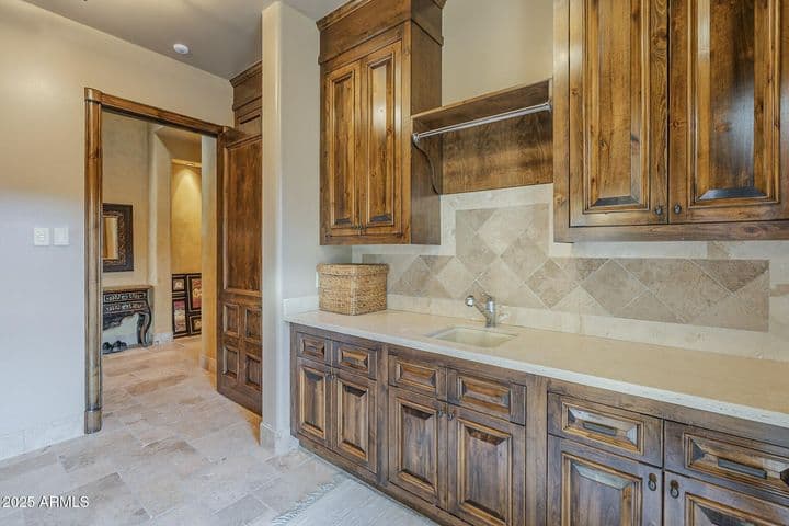 Property photo 64