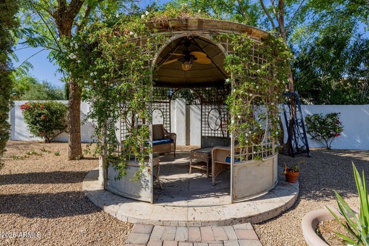 GAZEBO