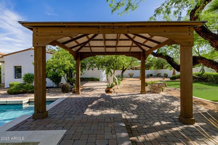 Property photo 106