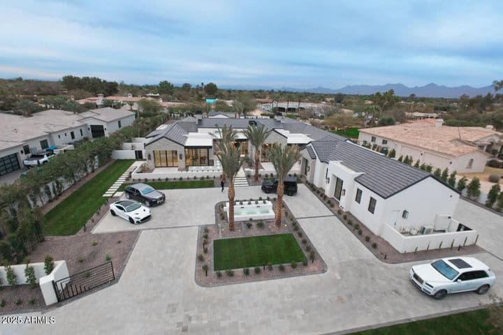 Property photo 77