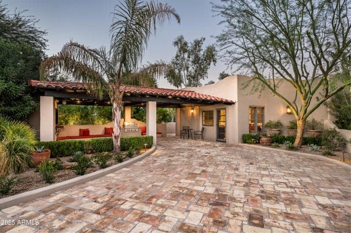 Property photo 44