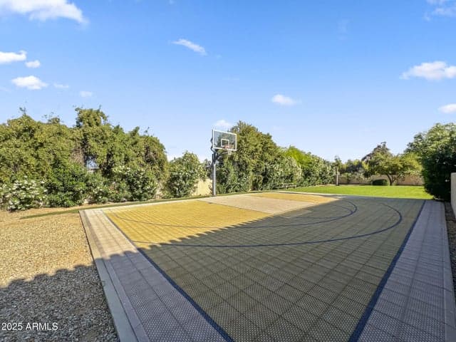 Property photo 77