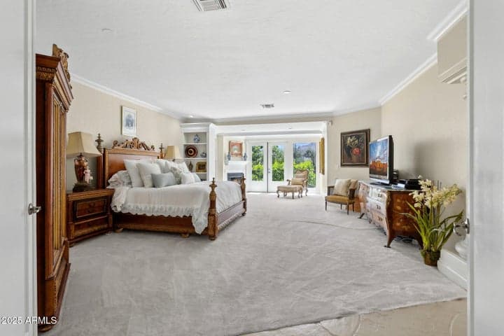 main suite