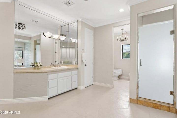 Property photo 77