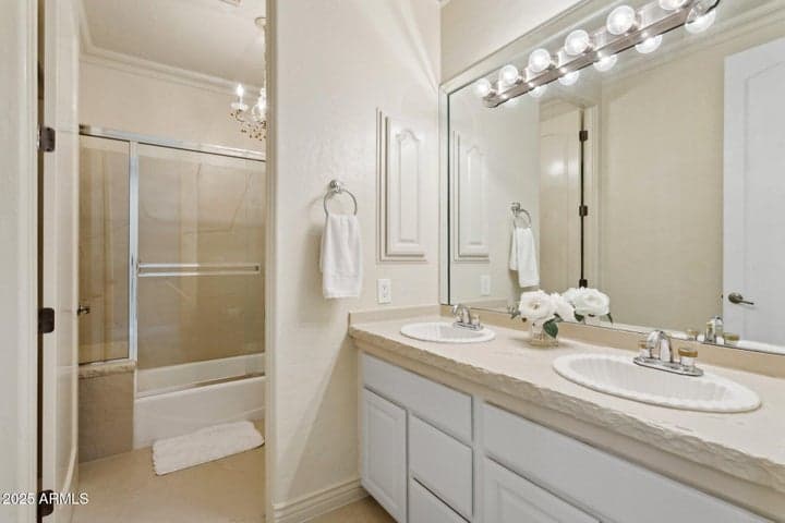 Property photo 89