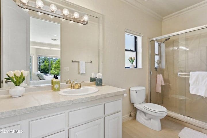 Property photo 100
