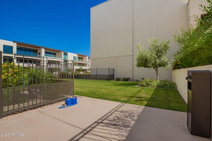 Property photo 46