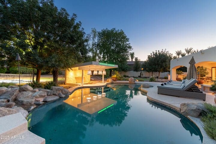 Property photo 35