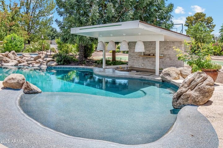 Property photo 34
