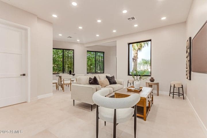Property photo 74