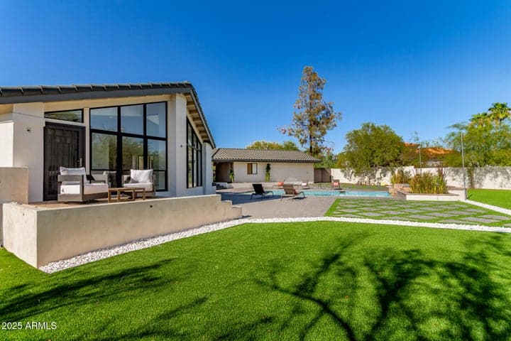 Property photo 95