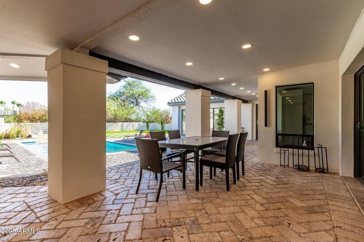 Property photo 100