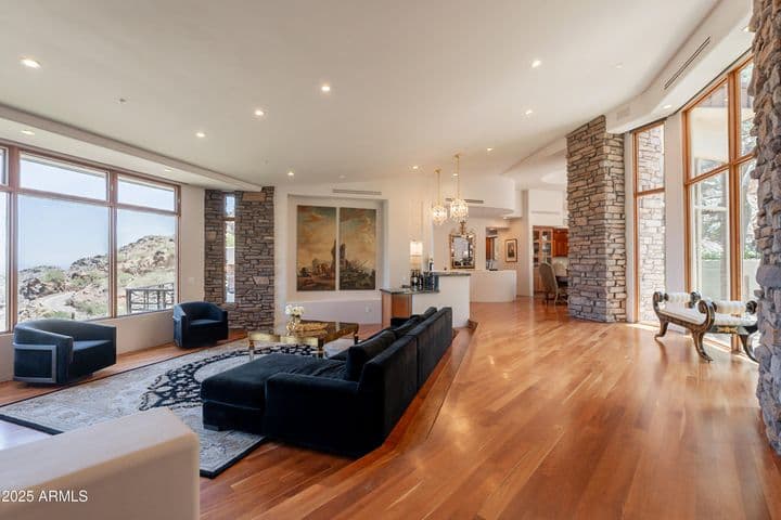 East and west facing windows capture magical mountainside views