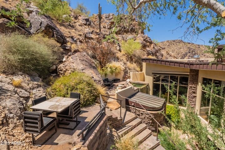 It's a backyard oasis that is one with the desert