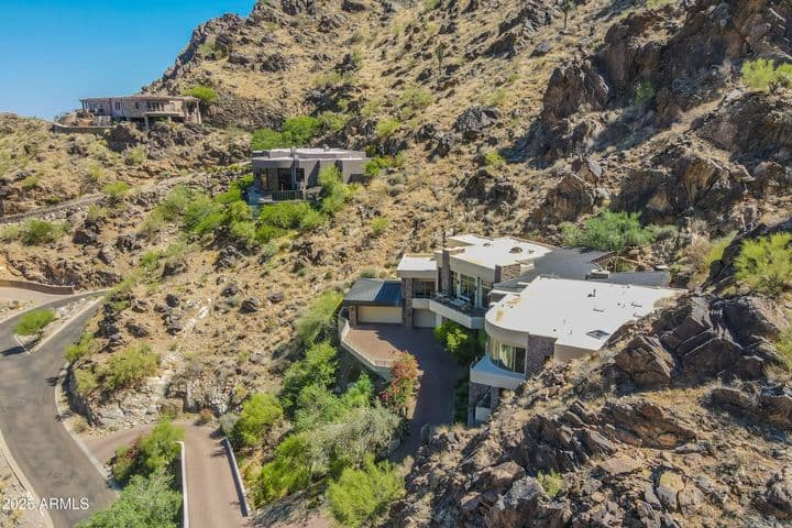 An elevated luxury mountainside lifestyle
