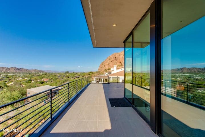 Property photo 63