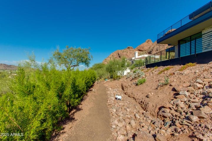 Property photo 91