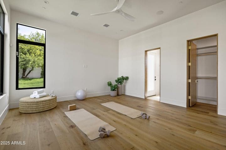 Property photo 34