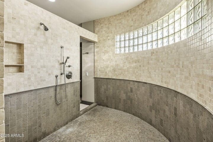 Dual entrance and spacious shower