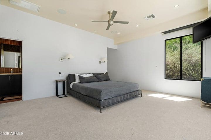 Property photo 60