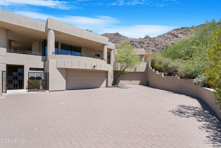 Property photo 89