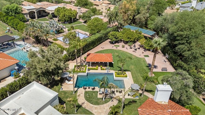 Property photo 73