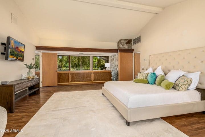 Property photo 44