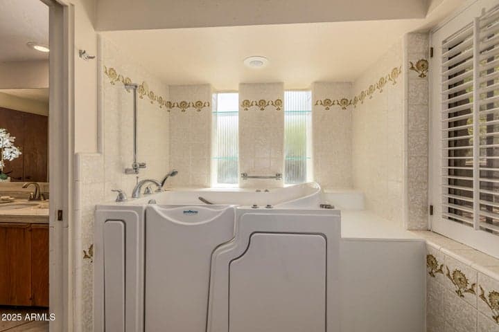 Property photo 48