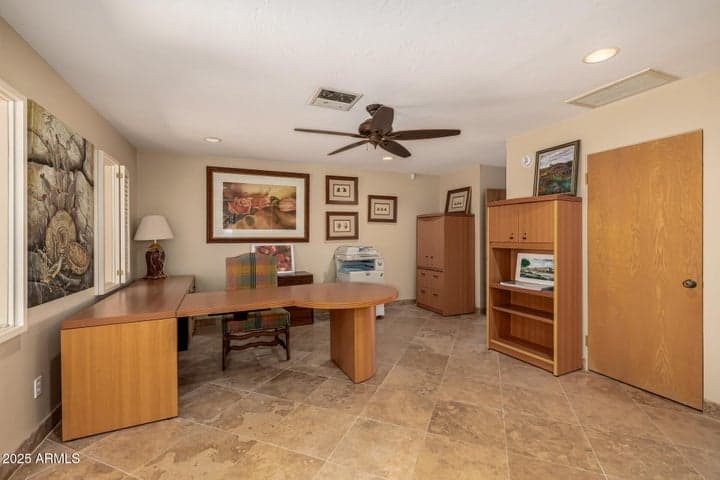 Property photo 64