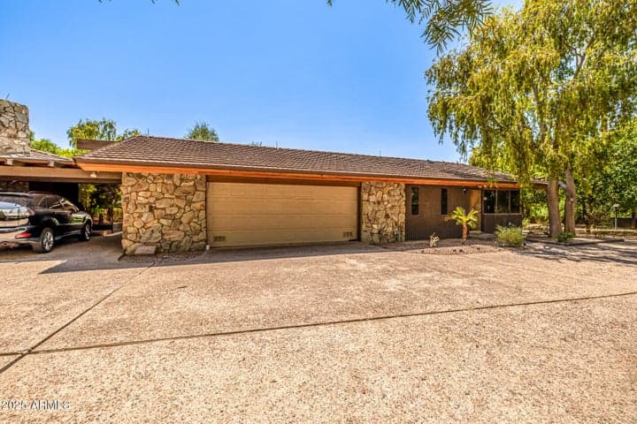 Property photo 70