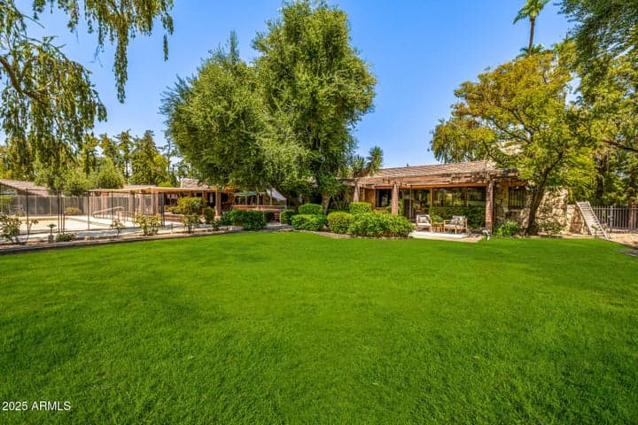 Property photo 86