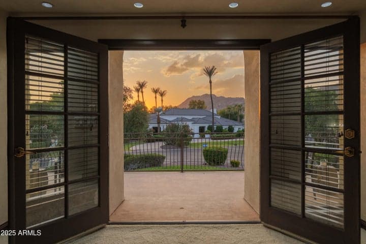Property photo 46